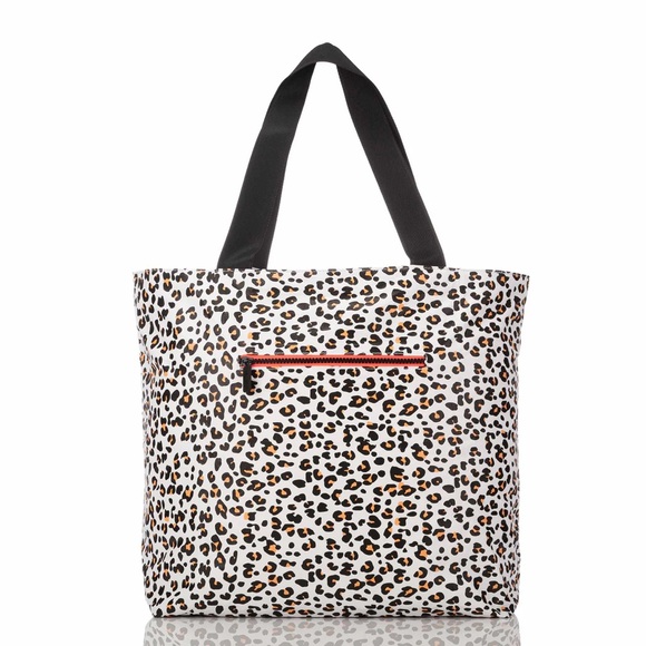 Aloha Collection Leopard Cub Print Day Tripper Tote Bag NWT - Picture 2 of 8